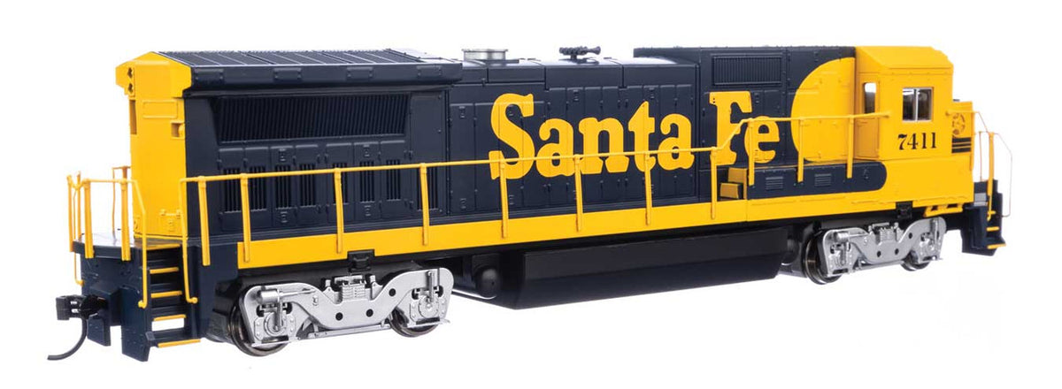 Walthers Mainline HO 910-9567 DCC Ready GE Dash 8-40B Locomotive Santa Fe ATSF #7411