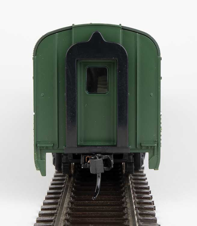 Walthers Mainline HO 910-30316 85' Budd Baggage-Railway Post Office Northern Pacific