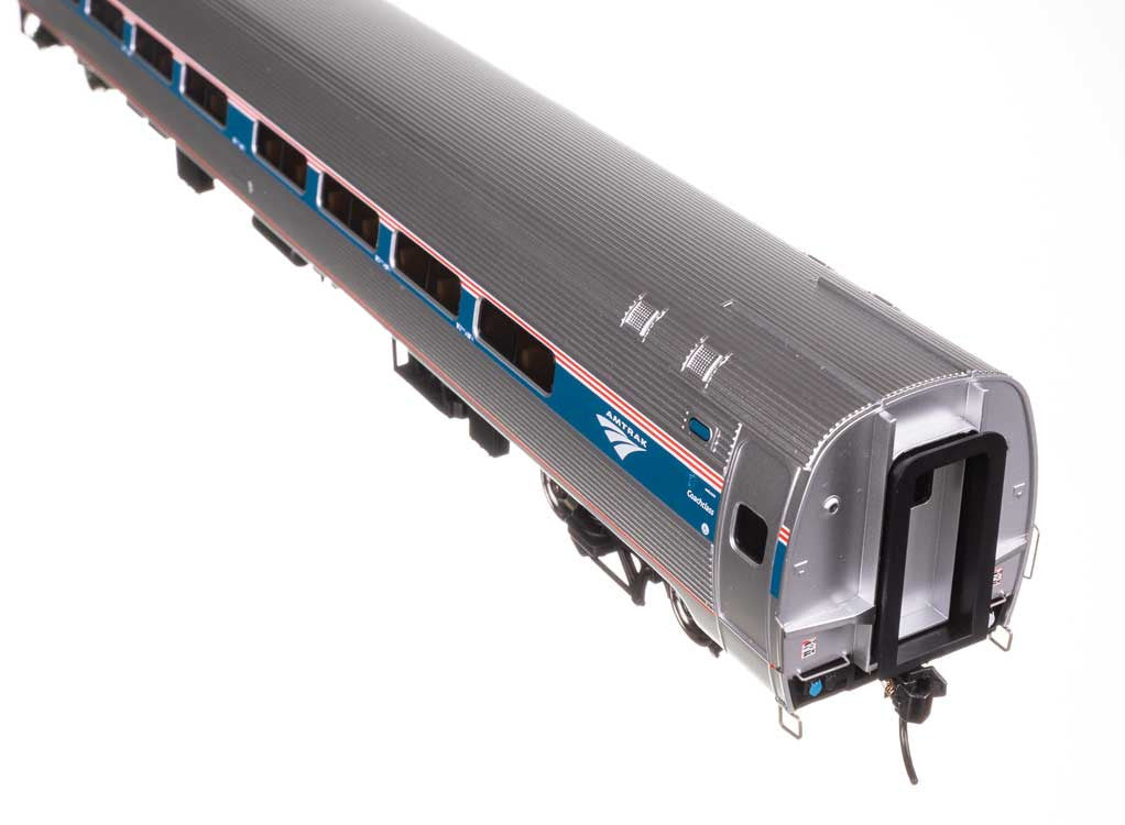 WalthersProto HO 920-11212 85' Amfleet I 84-Seat Coach Non-Lighted Amtrak 'Phase VI' Scheme w/Decals