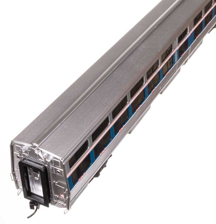 WalthersProto HO 920-12306 85' Budd Viewliner Sleeper Lighted Amtrak 'Phase VI Early scheme' w/Decals
