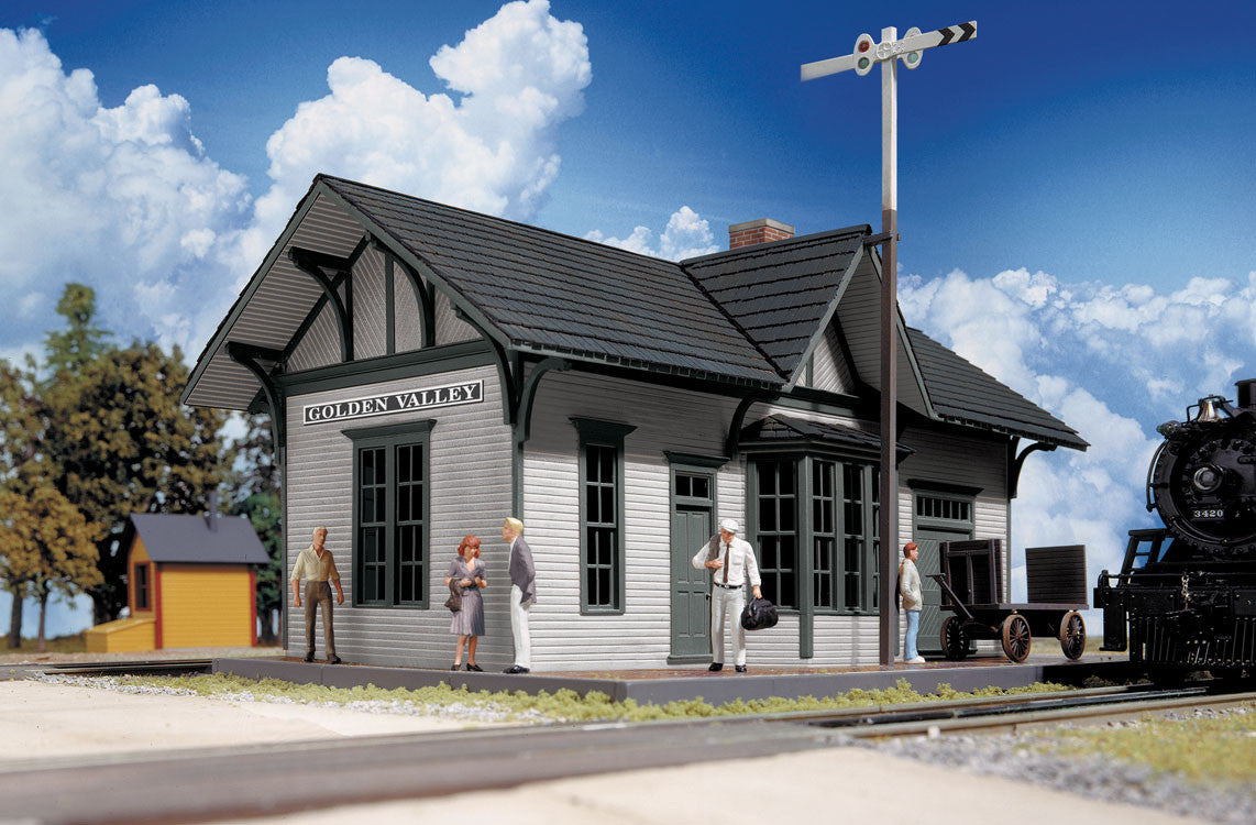 Walthers Cornerstone HO 933-3532 Golden Valley Depot - Kit