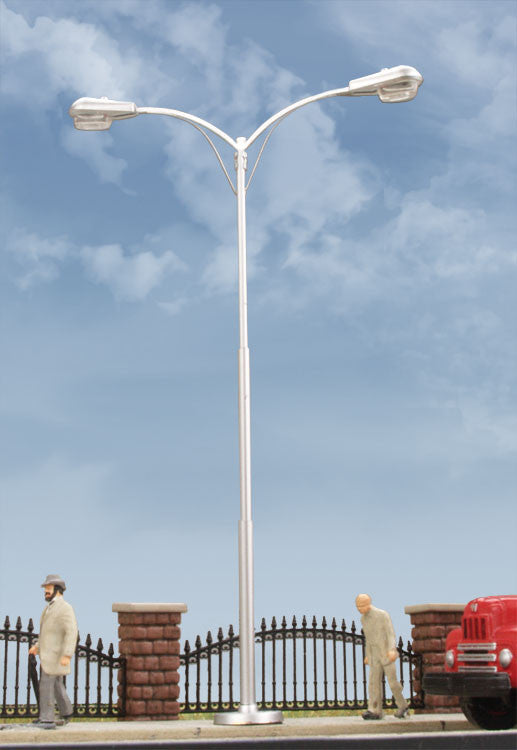 Walthers SceneMaster HO 949-4313 Tear Drop Street Light - Double-Arm