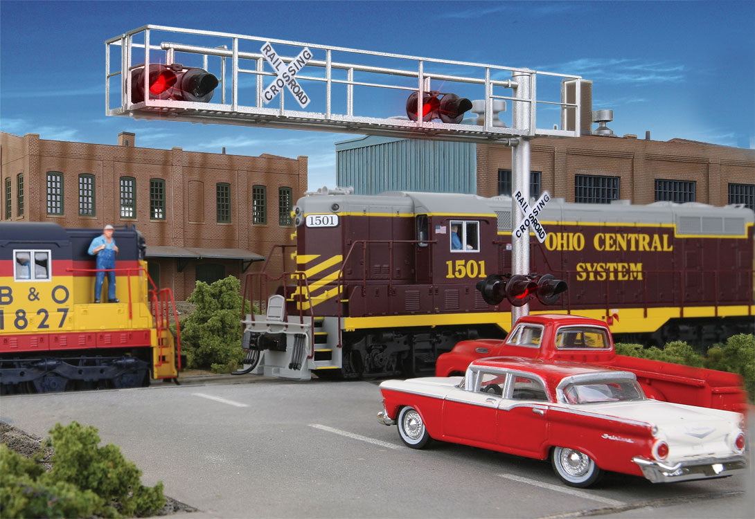 Walthers HO 949-4330 Modern Cantilever Grade Crossing Signal - Two Lane