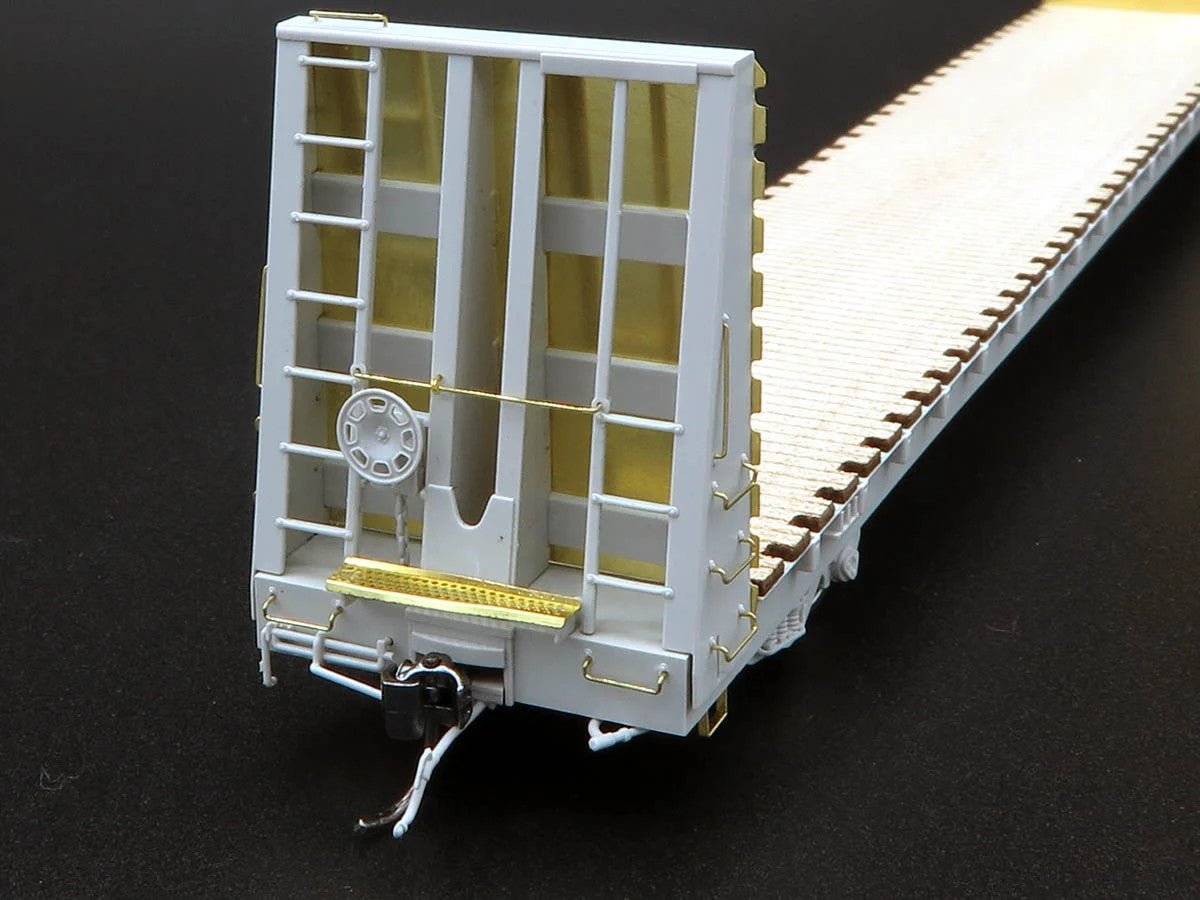 Rapido Trains Inc HO 147007-10545 Marine Industries 66' Bulkhead Flatcar Ontario Northland ONT #10545