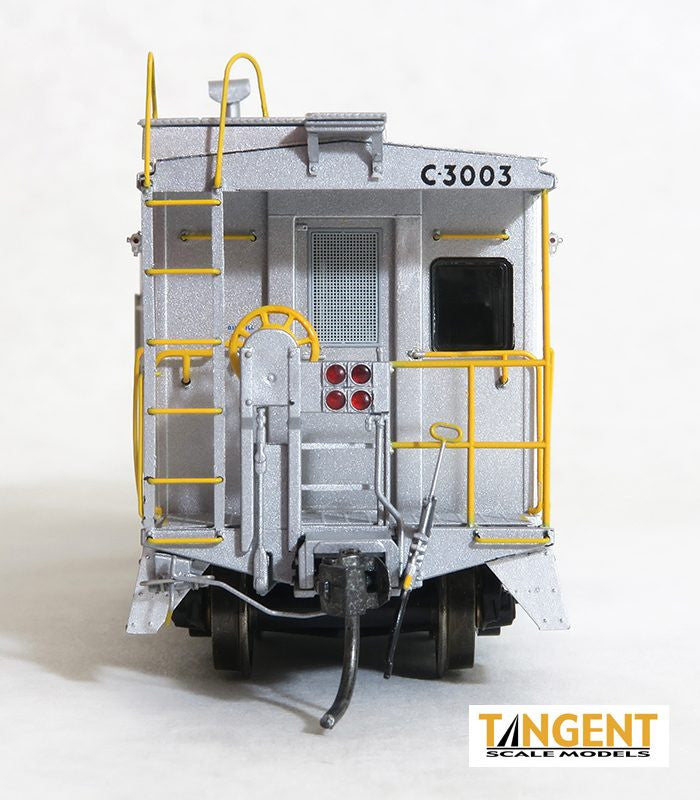 Tangent Scale Models HO 60015-01 International Car Company B&O Class I-18 Steel Bay Window Caboose White Chessie System Safety 1975+ B&O #C-3003