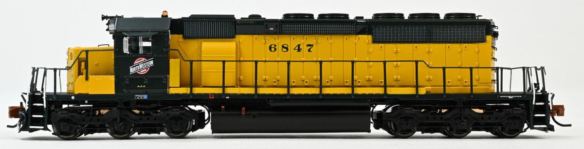 ScaleTrains Rivet Counter N SXT39387 DCC/ESU LokSound Equipped EMD SD40-2 Locomotive Chicago & NorthWestern 'System Logo' CNW #6861