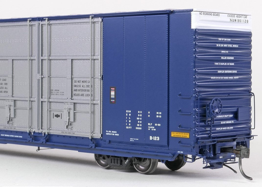 Tangent Scale Models HO 25525-05 Greenville 86′ Quad Plug Door Box Car Norfolk & Western 'Delivery 12-1969 Blue' N&W #861131