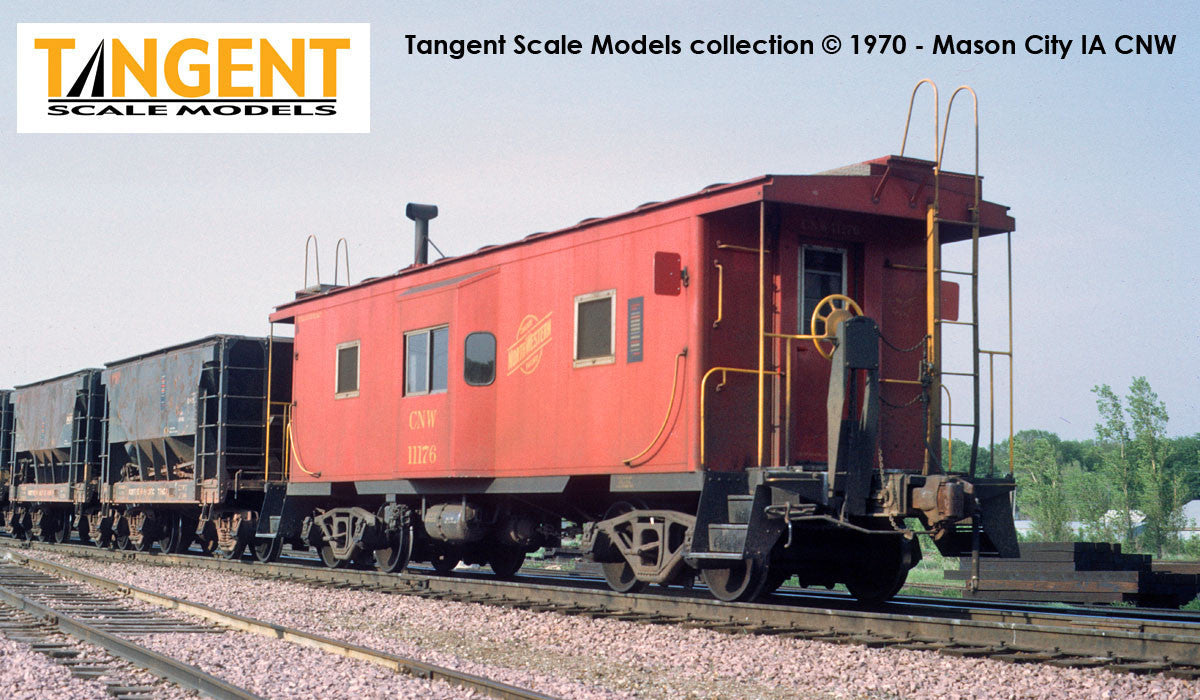 Tangent Scale Models HO 60520-04 ICC CNW Bay Window Caboose Chicago & Northwestern 'Red Delivery 1966' CNW #11110