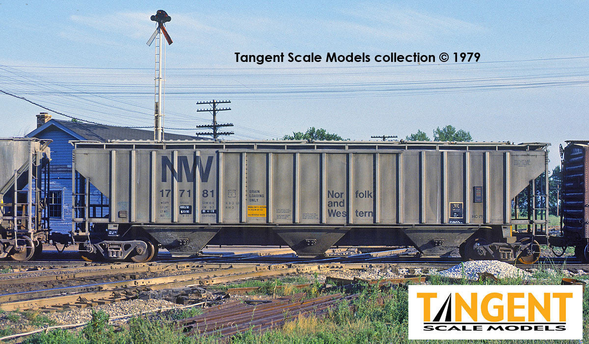 Tangent Scale Models HO 36220-08 NW Roanoke Shops 4750CuFt Covered Hopper Norfolk Western 'Delivery HC-71 1973' NW #177150