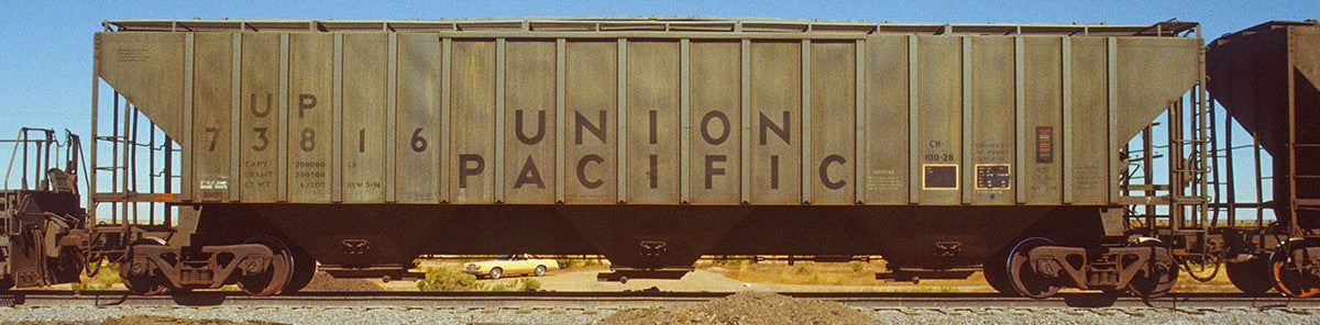 Tangent Scale Models HO 36373-10 PS4750 Covered Hopper Union Pacific 'Delivery Gray CH-100-28 3-1974' UP #74031