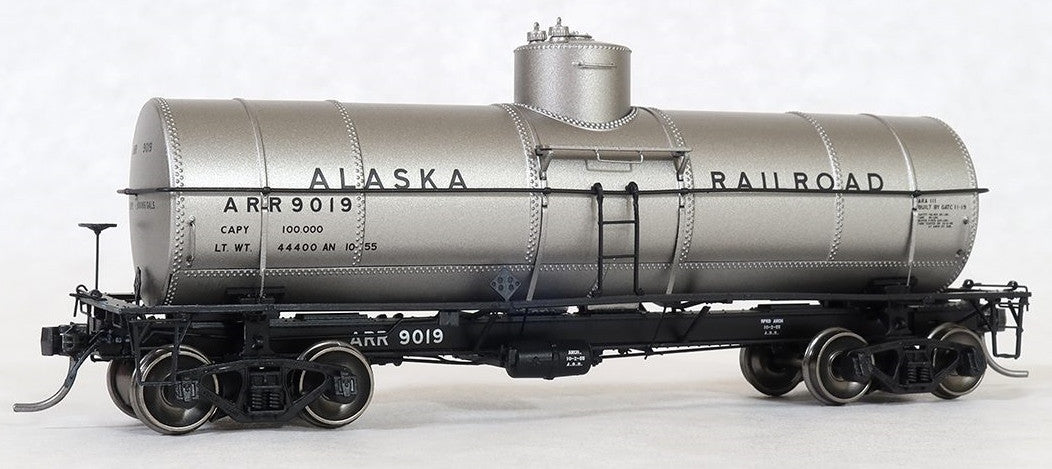Tangent Scale Models HO 19066-01 General American 1917-design 10,000 Gallon Insulated Tank Car Alaska Railroad '1955+' ARR #9011