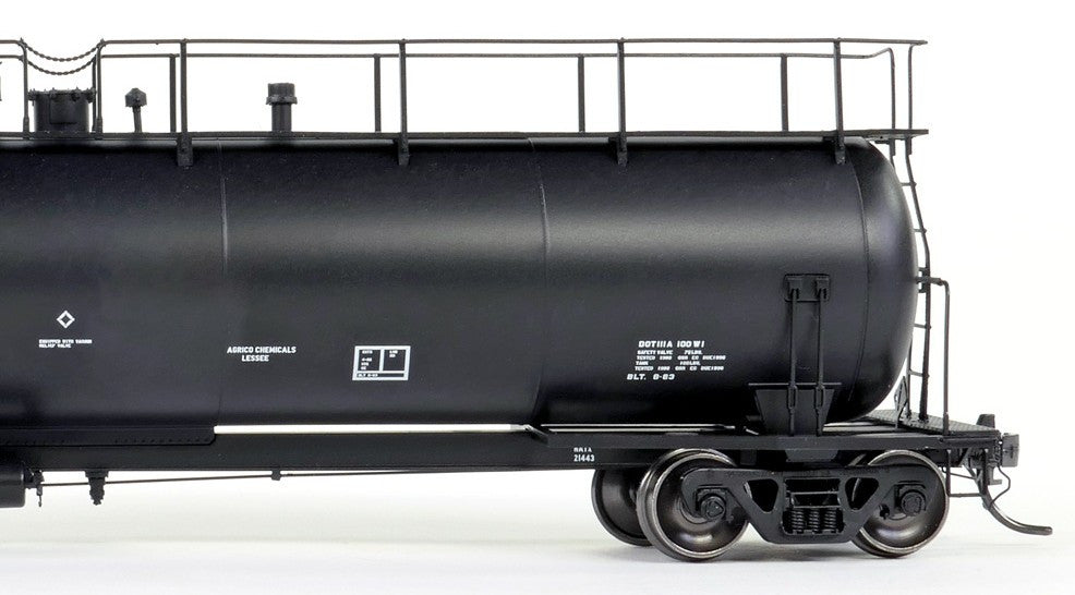 Tangent Scale Models HO 31013-01 NACC 1963-Design 20,500 Gallon Non-Insulated Tank Car 'Black Lease Repaint 1990+' NATX #21436