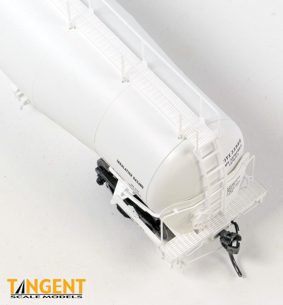 Tangent Scale Models HO 31164-01 NACC 1963 Design 33,000 Gallon Dual Diameter LPG/AA Tank Car CITX 'White Lease Repaint 1992+' CITX #33975