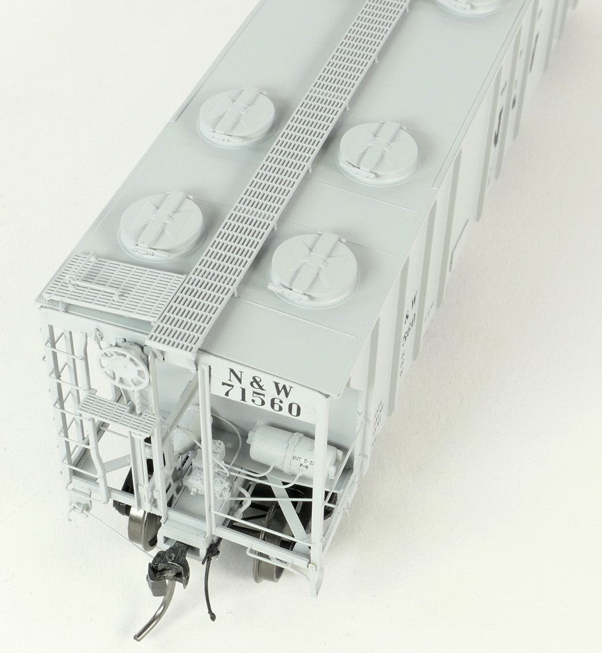 Tangent Scale Models HO 35013-01 PS-2 3215CuFt Covered Hopper Norfolk and Western 'Delivery Gray HC13 5-1961' NW #71552