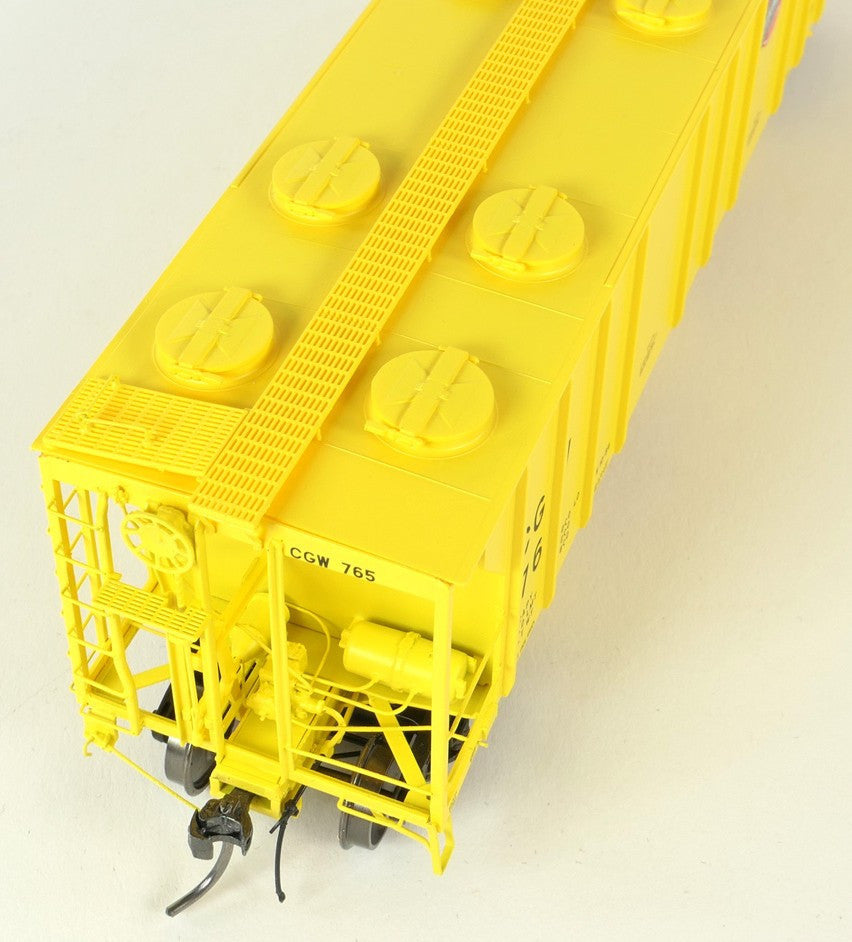 Tangent Scale Models HO 35016-02 PS-2 3215CuFt Covered Hopper Chicago Great Western 'Zito Repaint 1984' CGW #766