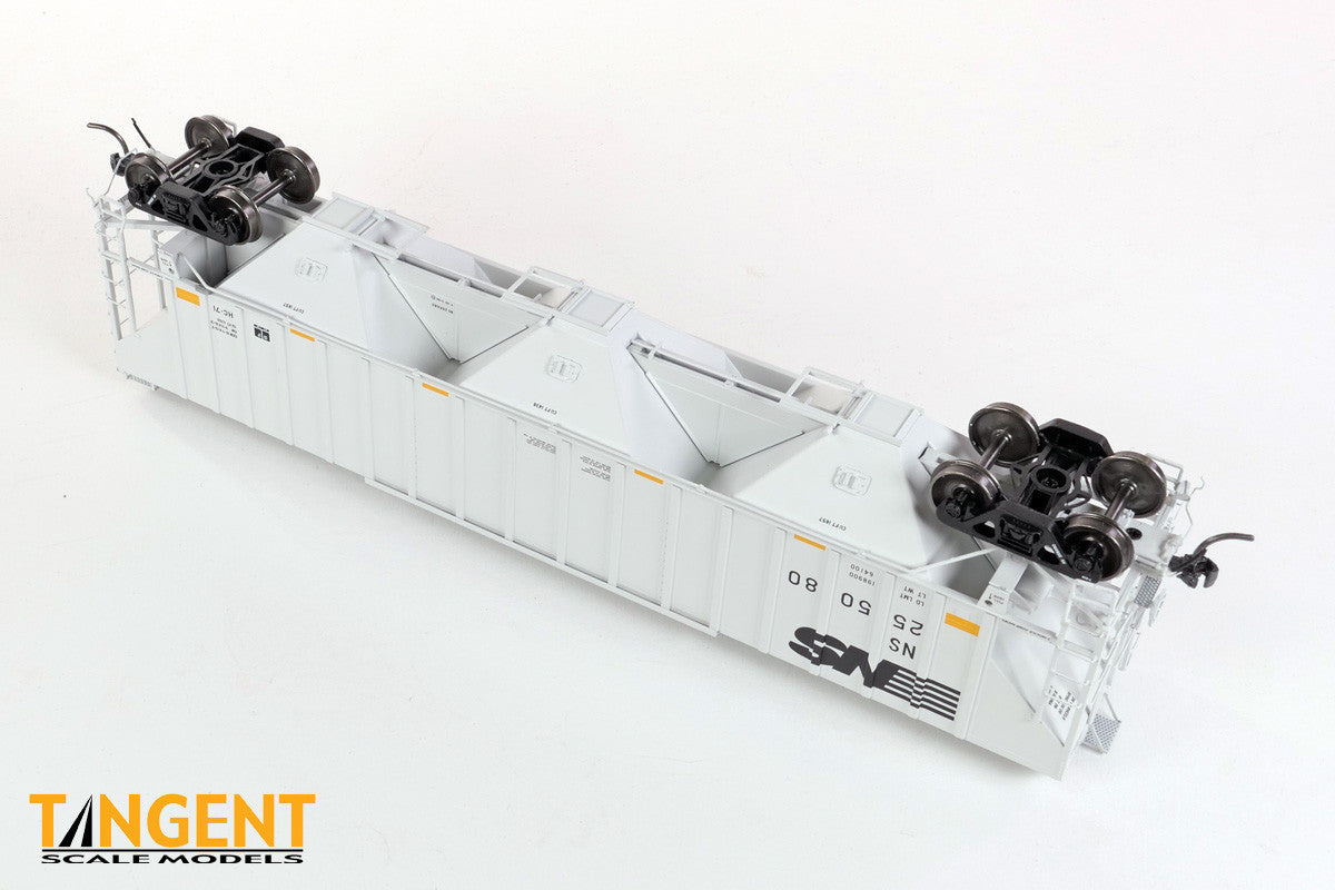 Tangent Scale Models HO 36224-02 NW Roanoke Shops 4750CuFt Covered Hopper Norfolk Southern 'Conspicuity HC-71 2005+' NS #254090
