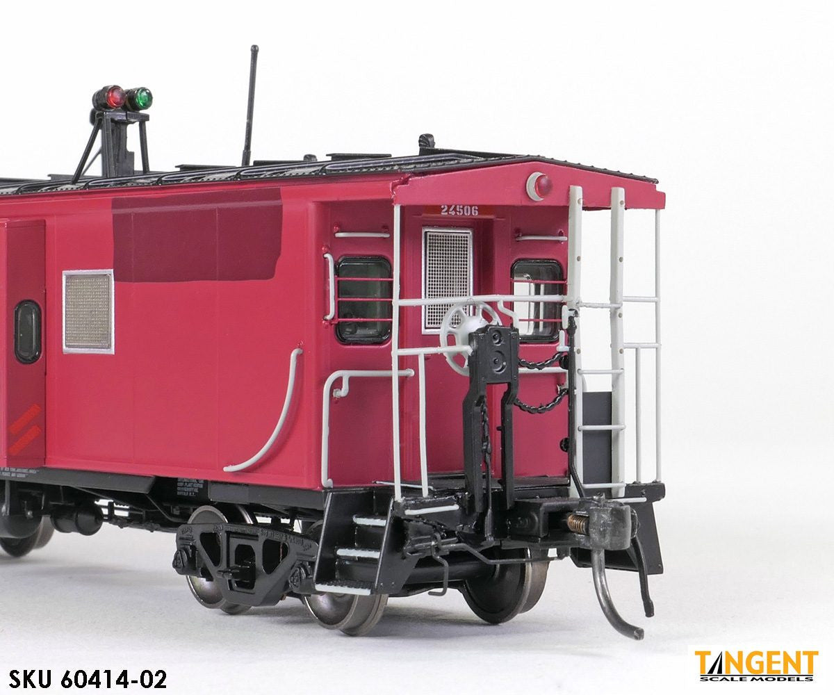 Tangent Scale Models HO 60414-02 ICC Bay Window Caboose Chicago & Northwestern Lease 1980+ w/ FRA Red Light UP #24506