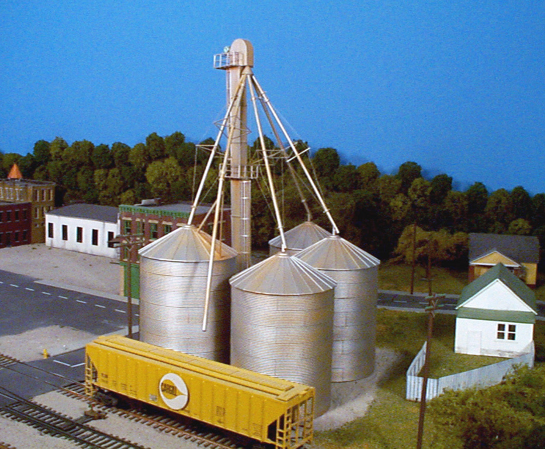 Rix Products HO 628-0407 Grain Elevator - Kit