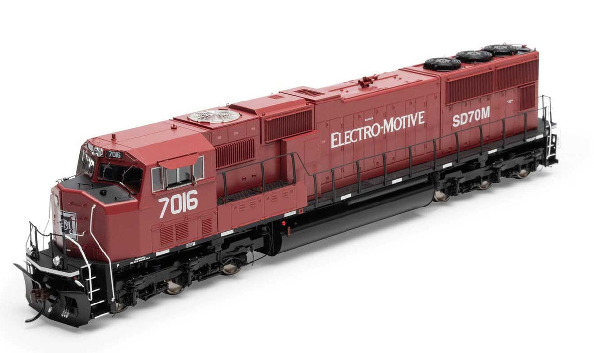 Athearn Genesis HO ATHG71220 DCC/Tsunami 2 Sound Equipped EMD SD70M Locomotive EMDX 'Maroon / Black' #7016