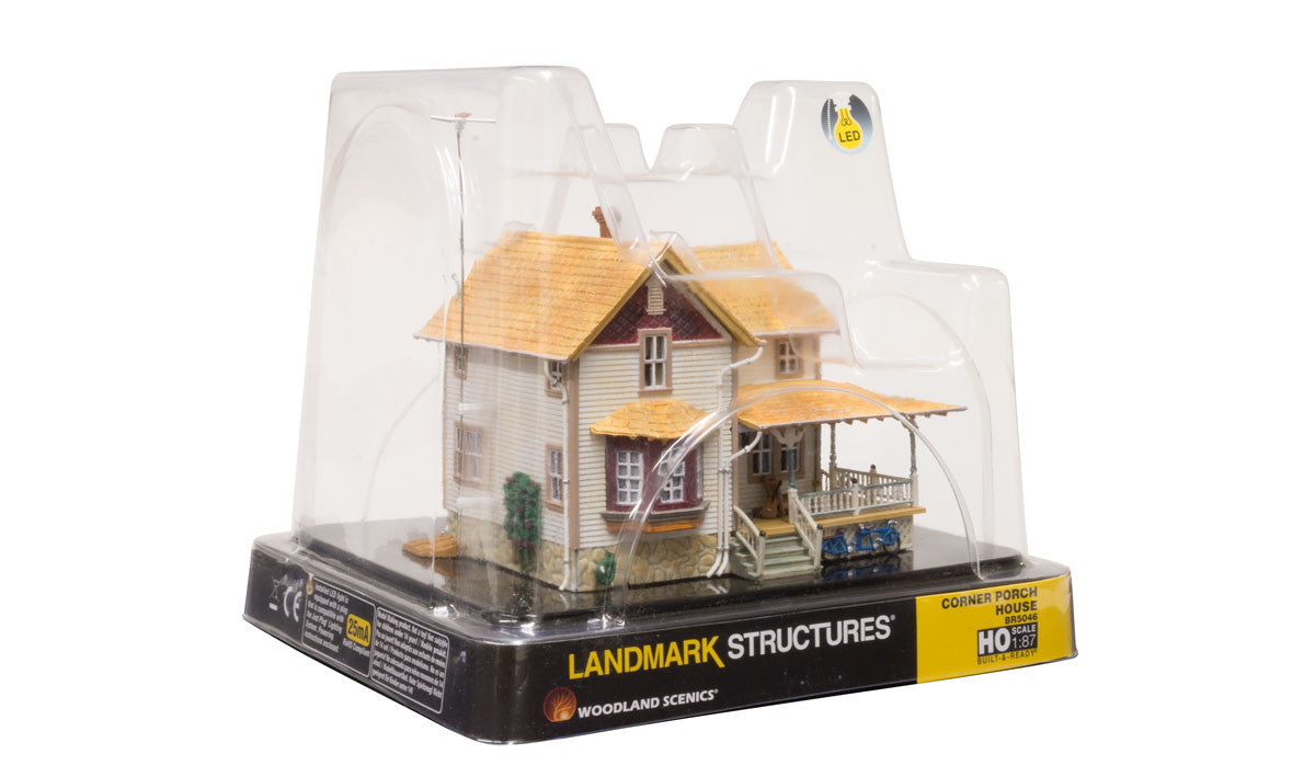 Woodland Scenics HO BR5046 Built Up Corner Porch House
