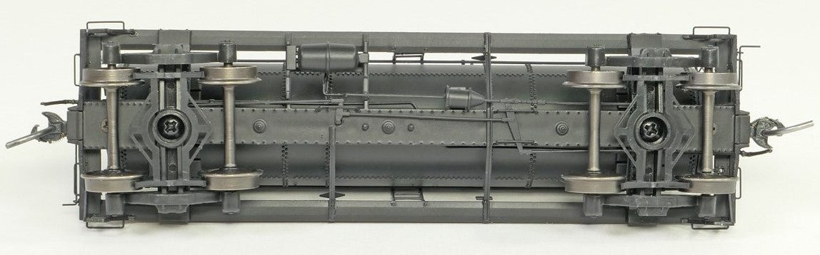 Tangent Scale Models HO 11525-01 General American 1928-Design 6000 Gallon 3-Compartment Tank Car GRYX 'John H Grace Black Lease 1968+' GRYX #810