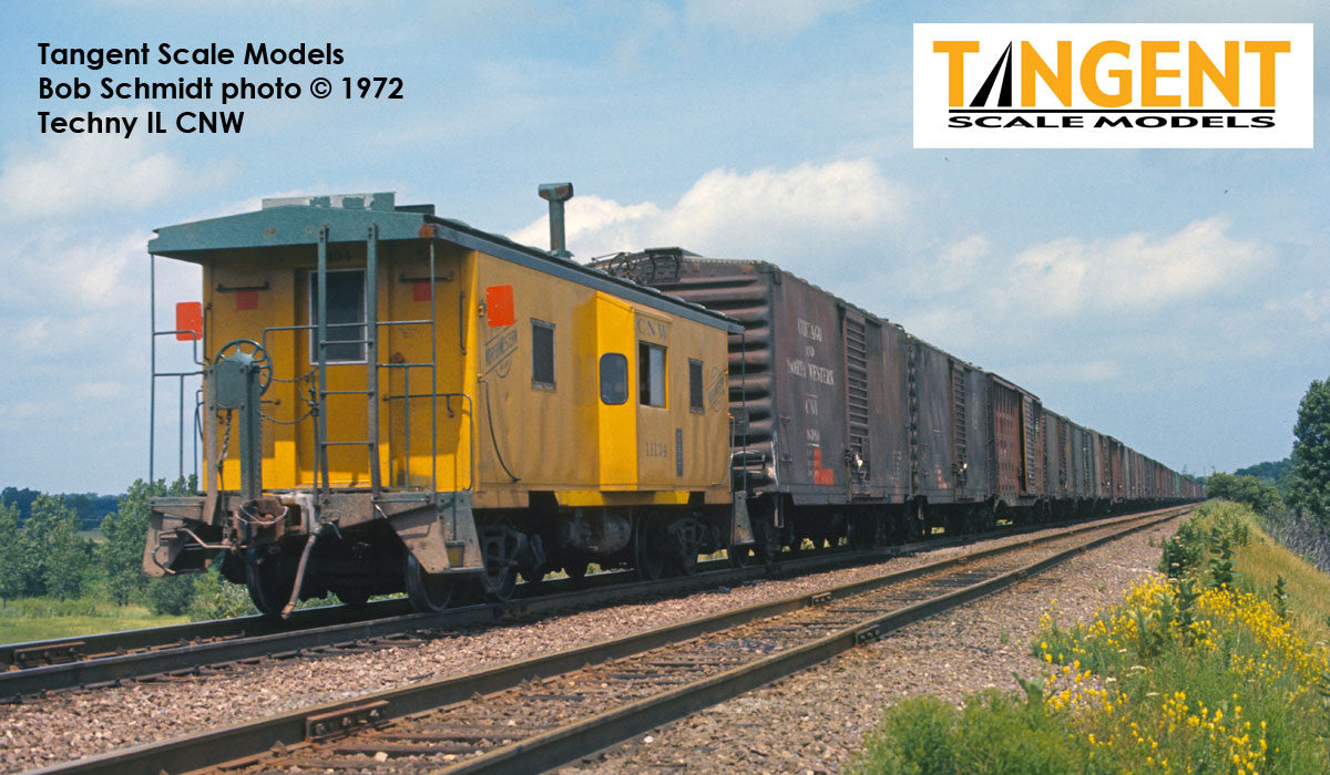 Tangent Scale Models HO 60521-01 ICC CNW Bay Window Caboose Chicago & Northwestern 'Yellow Repaint 1970+' CNW #11105