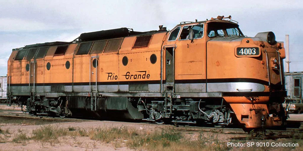 PIKO HO 97818 DCC Ready Krauss-Maffei ML4000 Diesel Locomotive Rio Grande D&RGW #4003 'Modified'