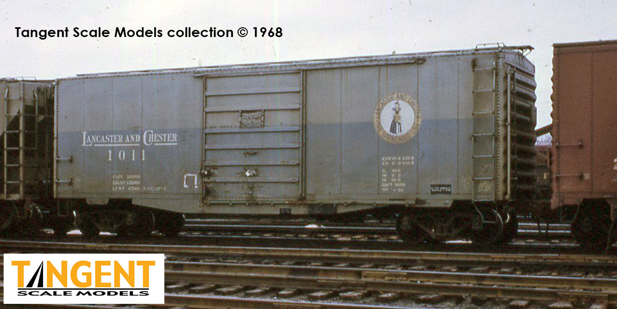 Tangent Scale Models HO 26015-01 Pullman-Standard 40′ PS-1 9′ Door Boxcar Lancaster & Chester "Blue & Gray 1964+" L&C #1006