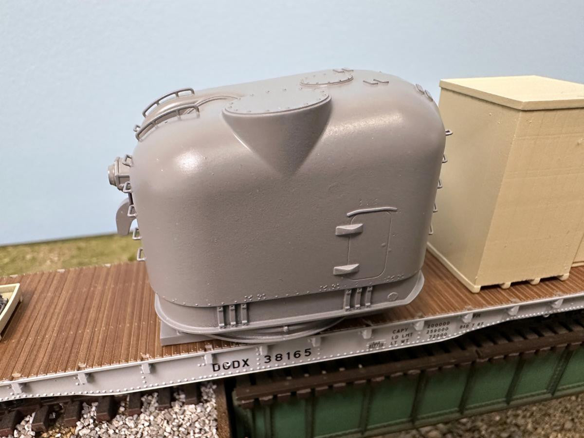 Rapido Trains Inc HO 805001 MK-42 5 Inch Naval Turret Flatcar Load Grey