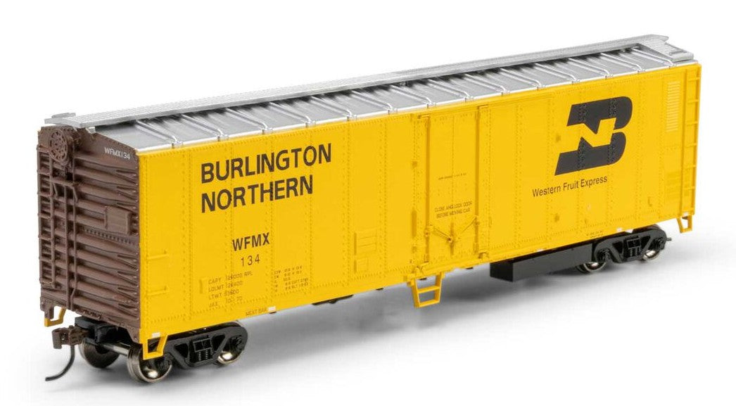 Athearn Roundhouse HO RND-1446 50' Smooth Side Mechanical Reefer Burlington Northern WFMX #134