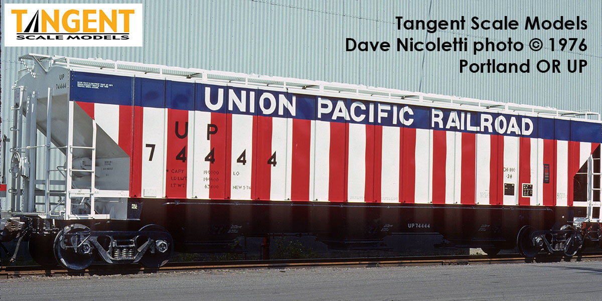 Tangent Scale Models HO 20088-01 PS4750 Covered Hopper Union Pacific 'Bicentennial CH-100-28 1974' UP #7444