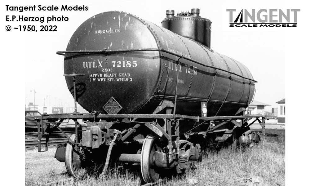 Tangent Scale Models HO 19026-05 General American GATC 8,000 Gallon 1917-Design Radial Course Tank Car UTLX 'Black Repaint 1948+' UTLX #72176