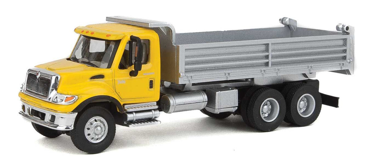 Walthers SceneMaster HO 949-11663 International 7600 3-Axle Heavy Duty Dump Truck Yellow Cab Silver Dump Body