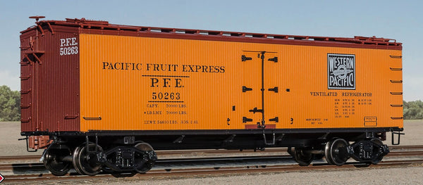 ScaleTrains Fox Valley Models HO SXT15098 PC&F R-40-2 Wood Reefer