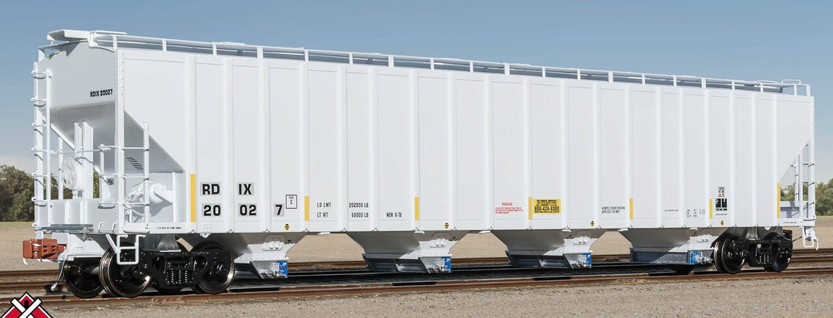 ScaleTrains Rivet Counter HO SXT39456 P-S 5820 Covered Hopper Entec Polymers White w/Conspicuity Stripes & SALCO Kam-Op Outlets RDIX #20027