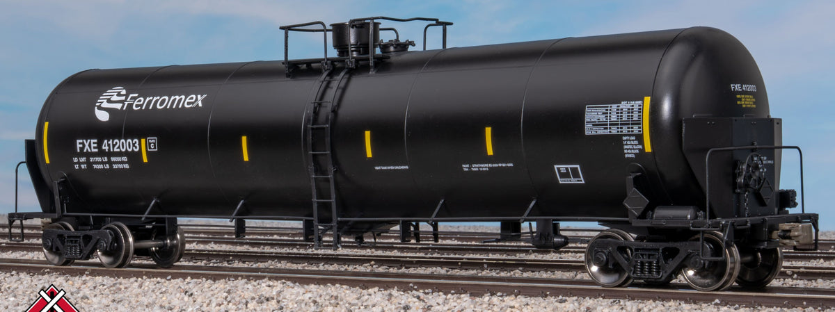 ScaleTrains Operator HO SXT12092 Trinity 31K Tank Car with Head Shields Ferromex FXE #412075
