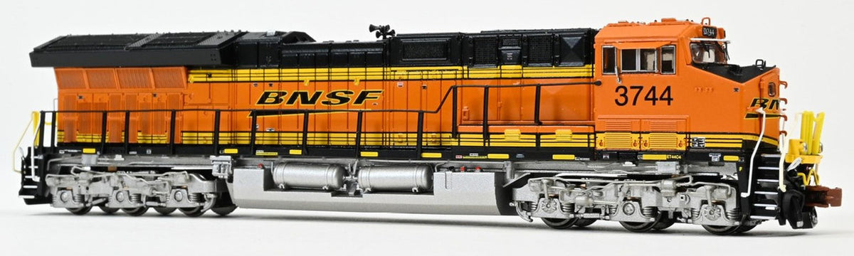 ScaleTrains Rivet Counter N SXT40433 DCC/ESU LokSound Equipped GE ET44C4 Locomotive BNSF 'Heritage III' #3744