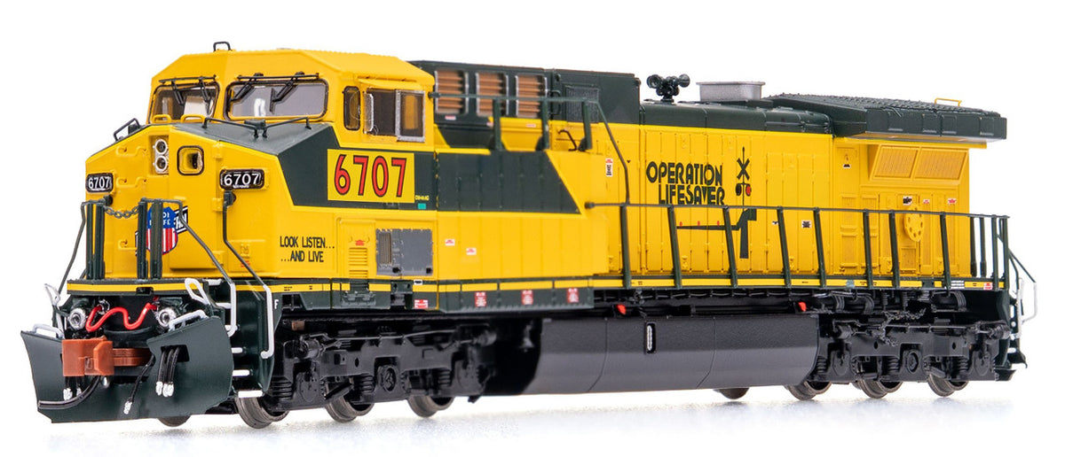 ScaleTrains Rivet Counter N SXT40658 DCC Ready GE AC4400CW Locomotive Union Pacific 'ex-C&NW Operation Lifesaver' Patched UP #6707