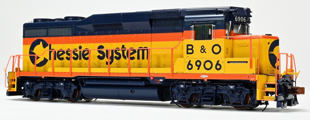 ScaleTrains Rivet Counter HO SXT40953 DCC/ESU Loksound 5 Equipped EMD GP30 Phase Id Locomotive Chessie System B&O #6906
