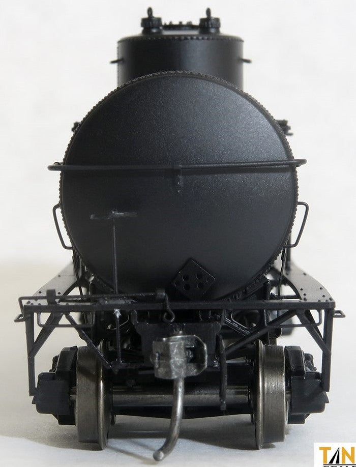 Tangent Scale Models HO 19005-02 General American GATC 8,000 Gallon 1917-Design Radial Course Tank Car Undecorated RTR Black