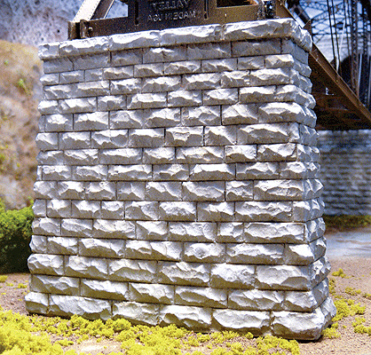 Chooch Enterprises N 9831 Cut Stone Rectangular Bridge Pier 2-Pack