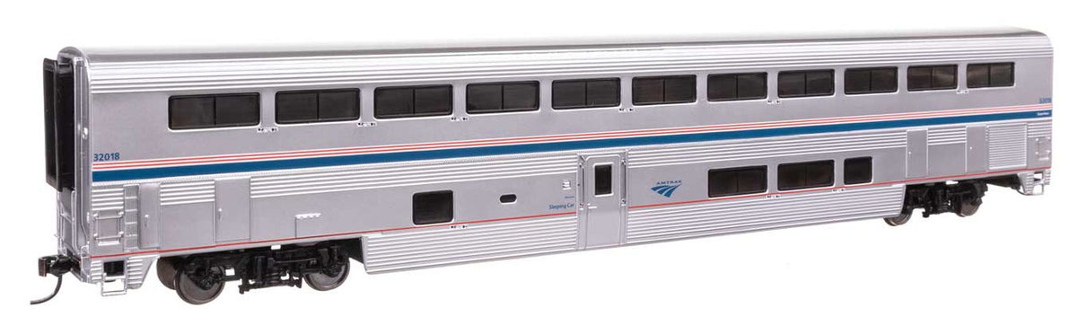 WalthersProto HO 920-12029 85' Pullman-Standard Superliner I Sleeper Lighted Amtrak 'Phase VI' Scheme AMTK #32018