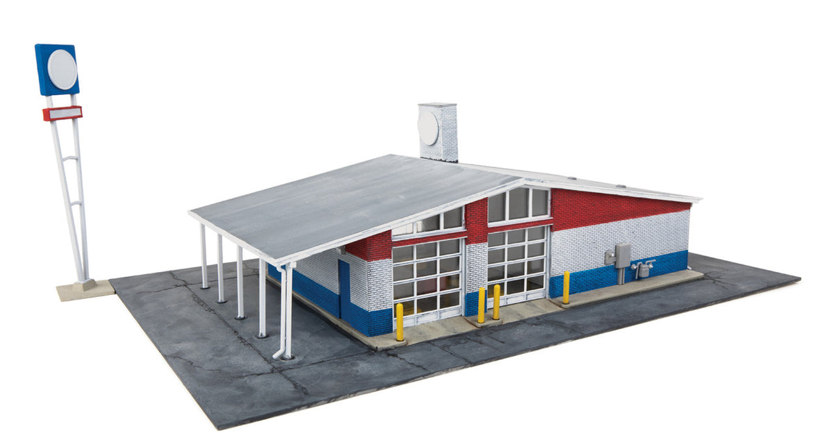 Walthers Cornerstone HO 933-3543 Drive-in Oil Change - Repurposed Gas Station - Kit