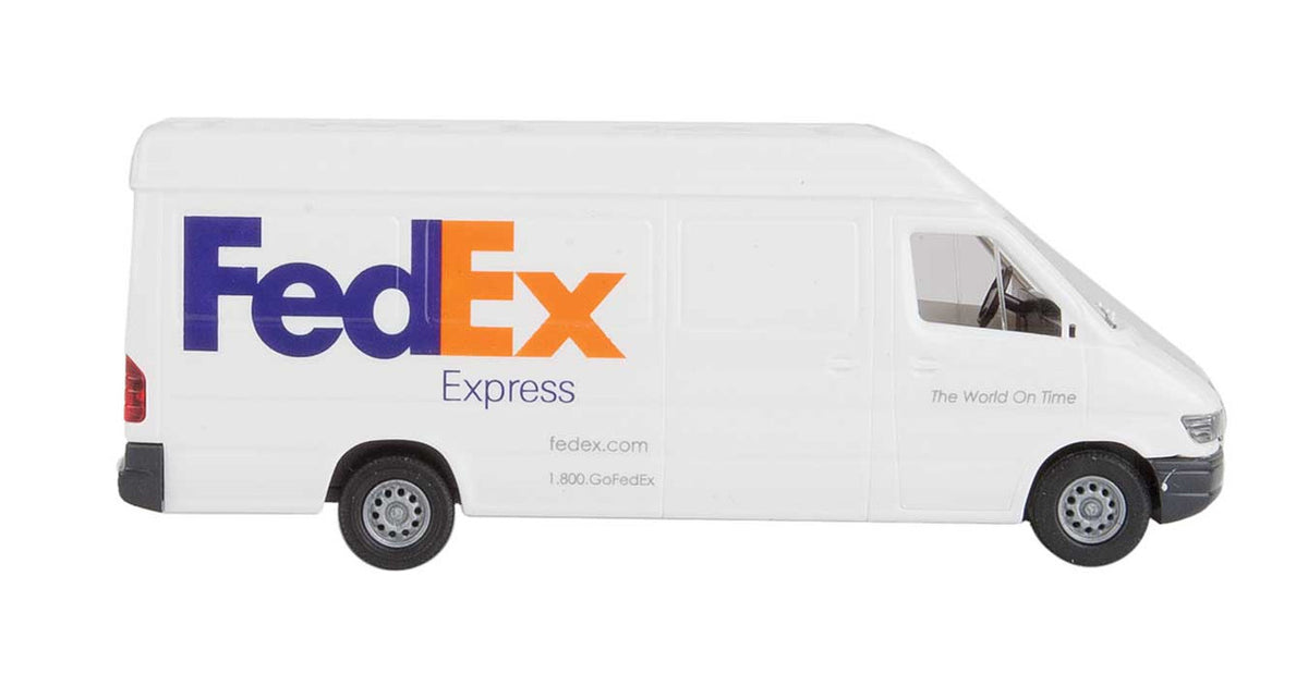 Walthers SceneMaster HO 949-12203 Delivery Van - Assembled - FedEx Express