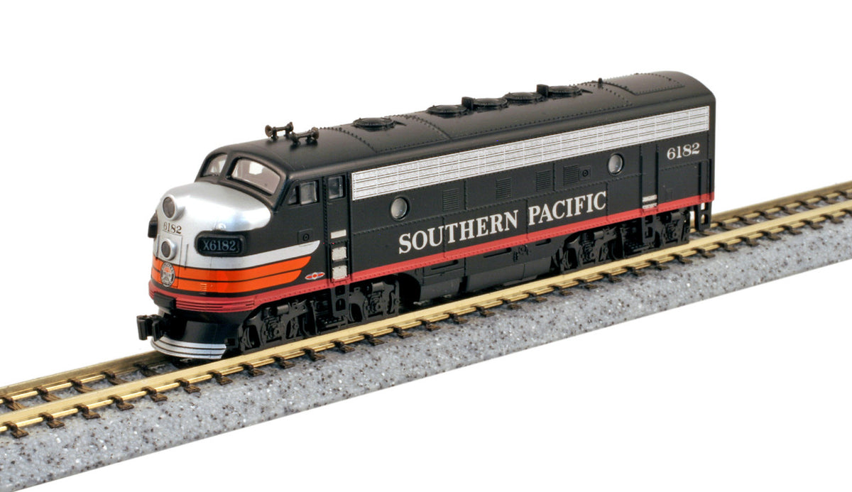Kato N 106-0427-LS-DMW with DCC/ESU LokSound V5 EMD F7A/B Set Southern Pacific 'Black Widow Scheme' SP #6182 & #8082