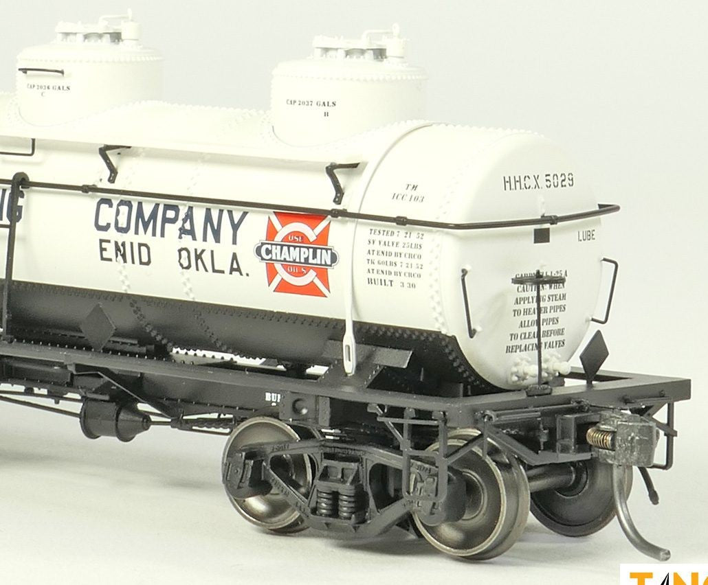 Tangent Scale Models HO 11516-04 General American 6,000 Gal 3-Compartment Tank Car 'Champlin Refining Company 1952+' HHCX #5029