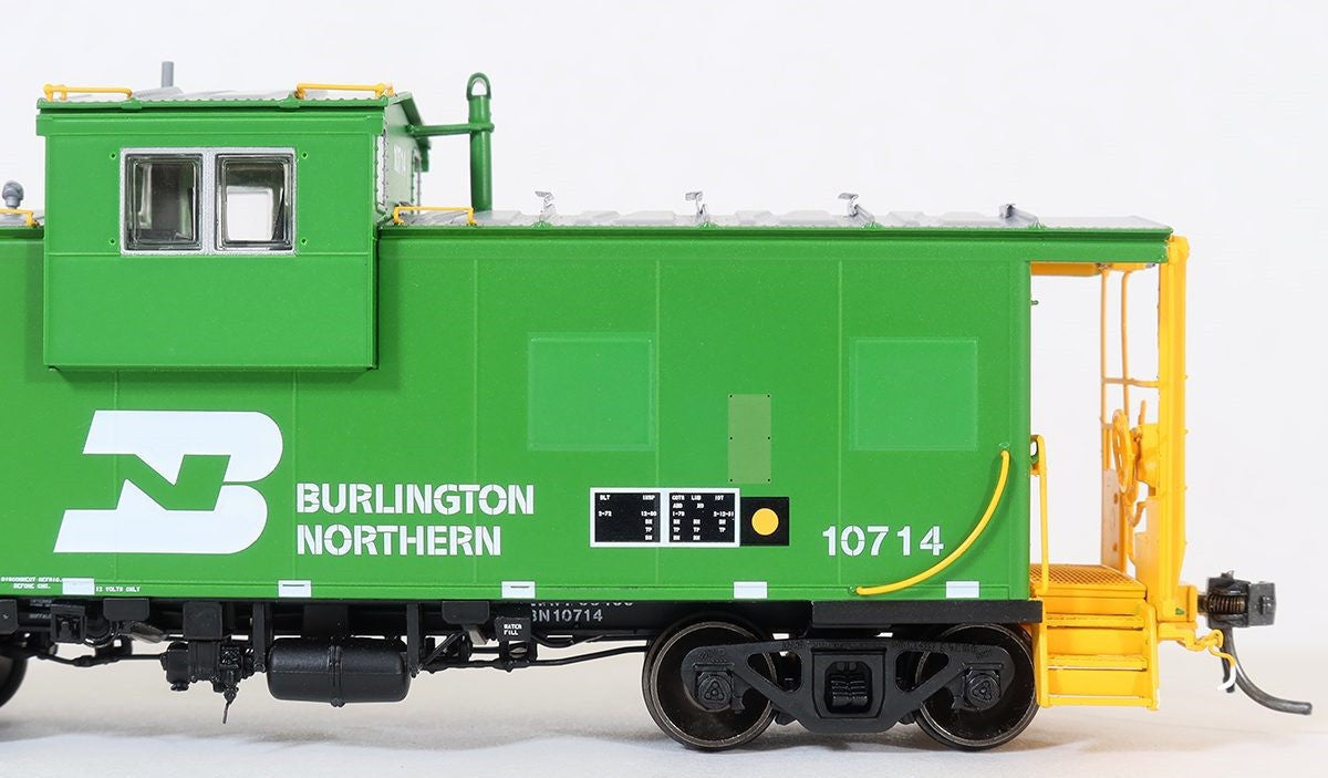 Tangent Scale Models HO 60314-03 ICC Wide Vision Cupola Caboose Burlington Northern '1981+ No RB No Windows w/ FRA Light' BN #10714