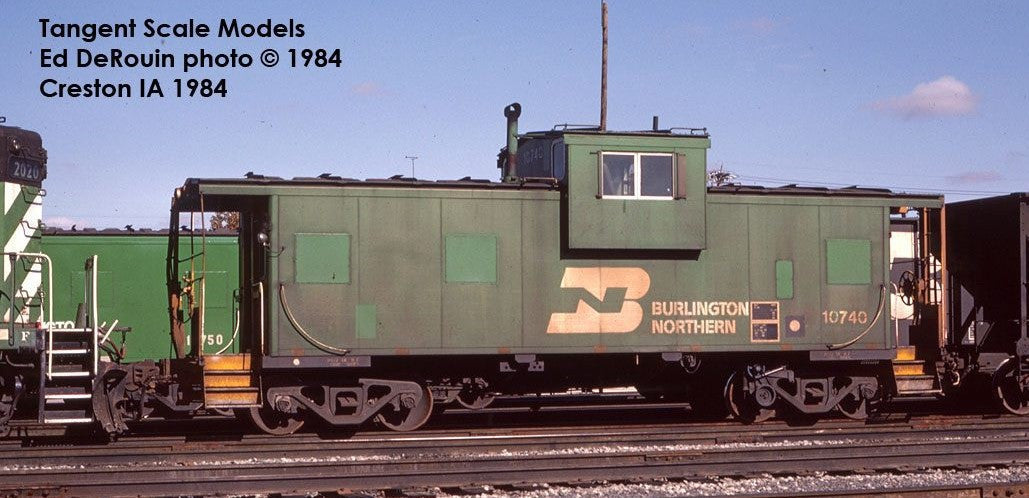 Tangent Scale Models HO 60314-04 ICC Wide Vision Cupola Caboose Burlington Northern '1981+ No RB No Windows w/ FRA Light' BN #10740