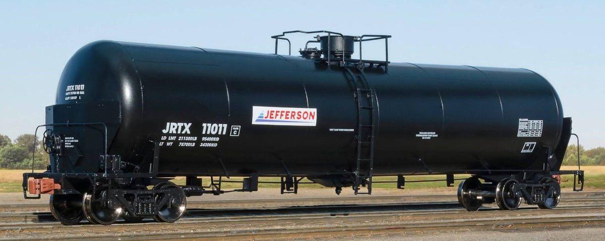 ScaleTrains Operator HO SXT11525 Trinity 31K Tank Car with Head Shields JRTX #11133