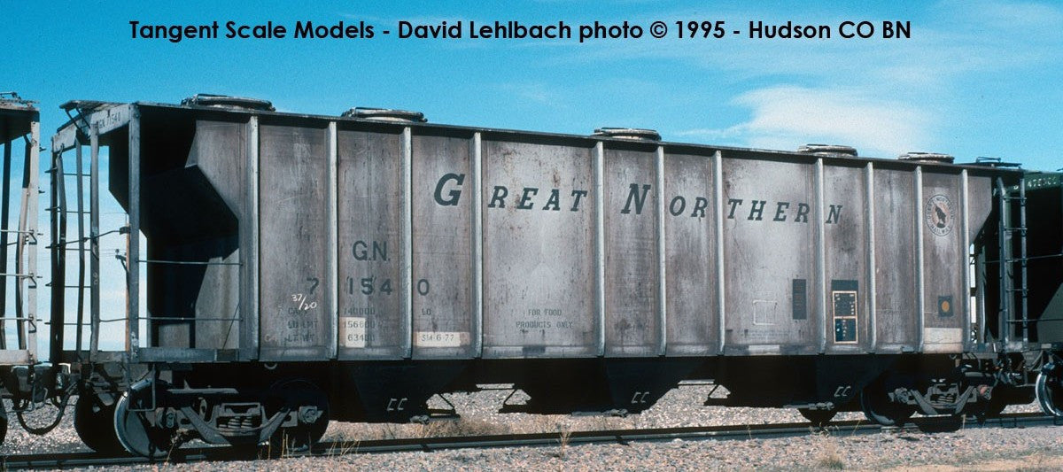 Tangent Scale Models HO 35011-11 PS-2 3215CuFt Covered Hopper Great Northern 'Delivery Gray 2-1960' GN #71568